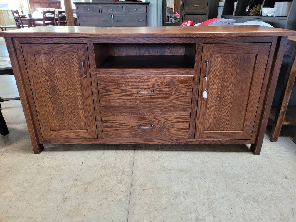 Solid Oak TV Console Entertainment Center. Amish Built 60"long X 20" deep X 33" tall, Free Shipping