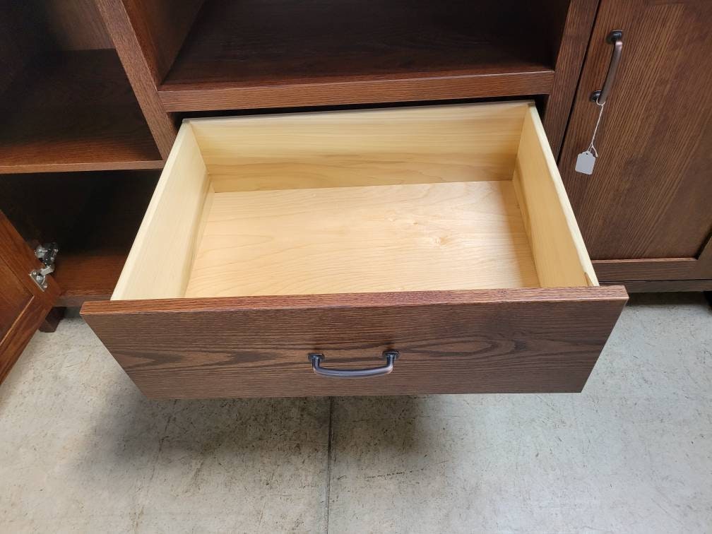 Solid Oak TV Console Entertainment Center. Amish Built 60"long X 20" deep X 33" tall, Free Shipping